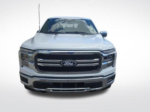 Oxford White 2025 Ford F-150 Lariat