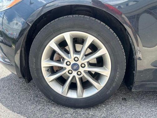 Shadow Black 2017 Ford Fusion Hybrid SE