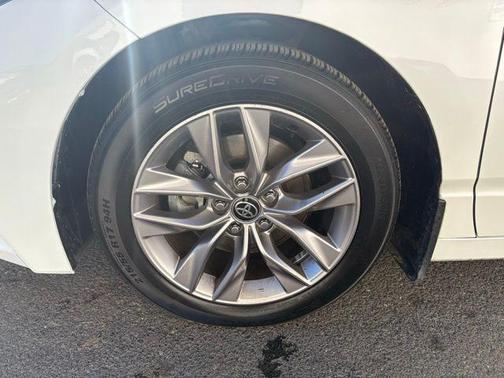 2021 Toyota Avalon XLE