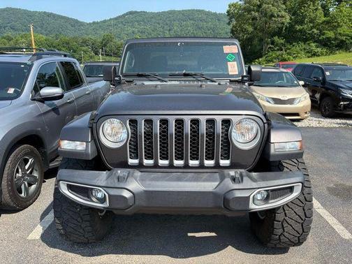 2022 Jeep Gladiator Overland