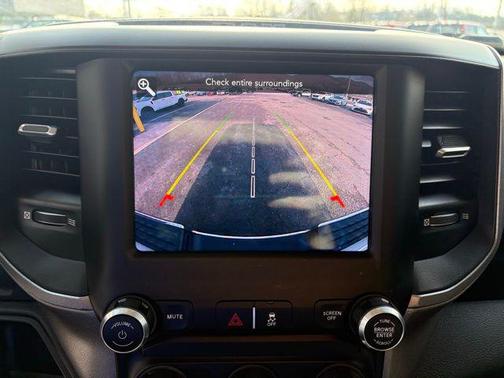 2020 RAM 2500 Tradesman Crew Cab 4X4 6'4' Box