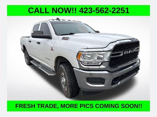 2020 RAM 2500 Tradesman Crew Cab 4X4 6'4' Box