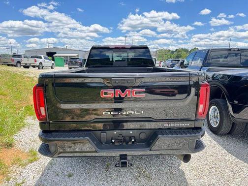2023 GMC Sierra 2500 Denali