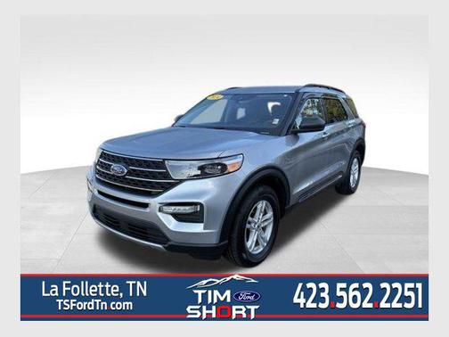 Iconic Silver Metallic 2024 Ford Explorer XLT