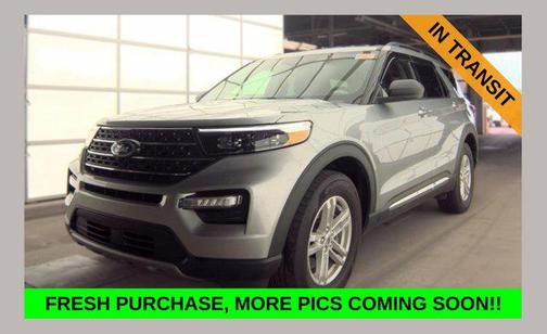 Iconic Silver Metallic 2024 Ford Explorer XLT