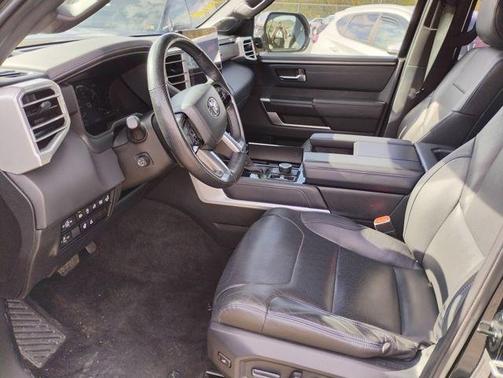 2022 Toyota Tundra Platinum