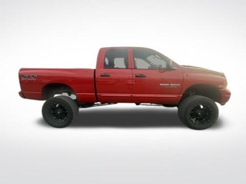 Flame Red Clearcoat 2005 Dodge Ram 1500 SLT Quad Cab