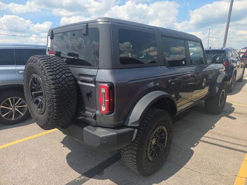 Carbonized Gray Metallic 2023 Ford Bronco Wildtrak