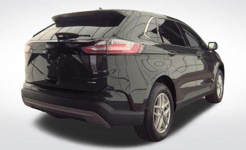 Green Metallic 2023 Ford Edge SEL