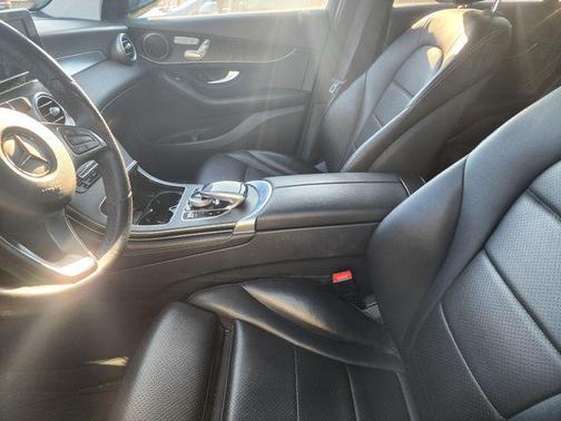 2016 Mercedes-Benz GLC 300 Base