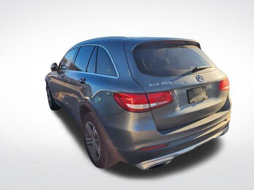 2016 Mercedes-Benz GLC 300 Base