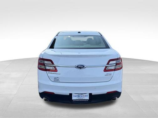 2018 Ford Taurus SEL