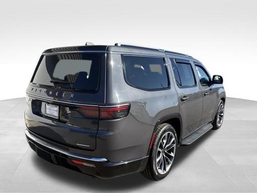 2022 Jeep Wagoneer Series II 4x4