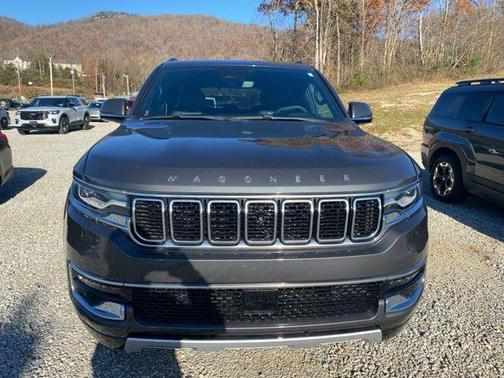 2022 Jeep Wagoneer Series II 4x4