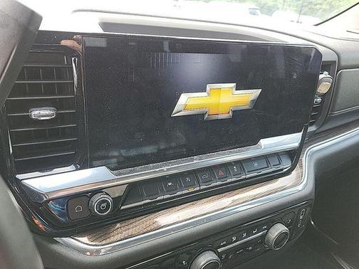 Summit White 2023 Chevrolet Silverado 1500 LT