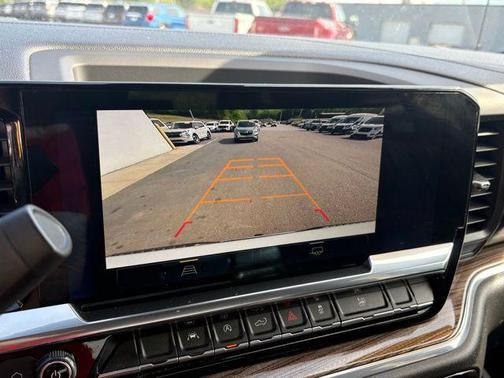 Summit White 2023 Chevrolet Silverado 1500 LT