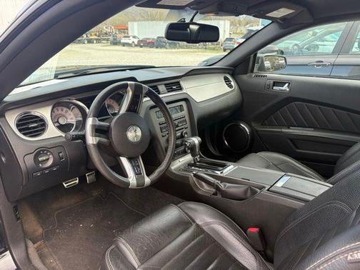 2011 Ford Mustang GT Premium