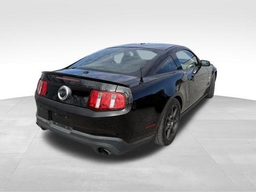 2011 Ford Mustang GT Premium