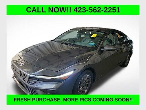 2024 Hyundai ELANTRA SEL