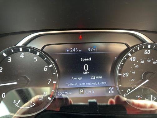 2023 Nissan Frontier SV