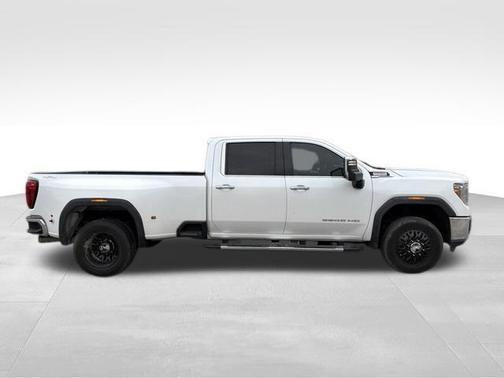 2021 GMC Sierra 3500 SLT