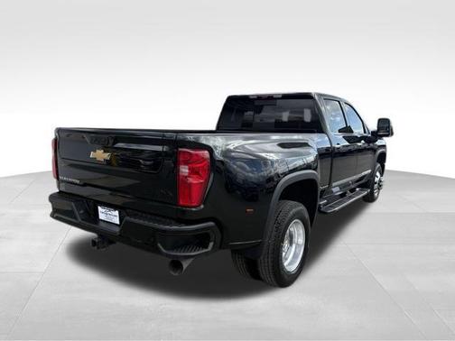 2024 Chevrolet Silverado 3500 High Country