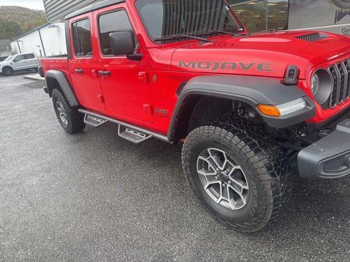 2024 Jeep Gladiator Mojave