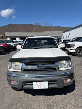 2002 Toyota 4Runner SR5