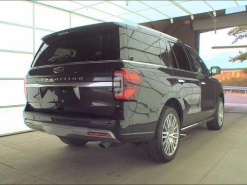 2022 Ford Expedition Platinum