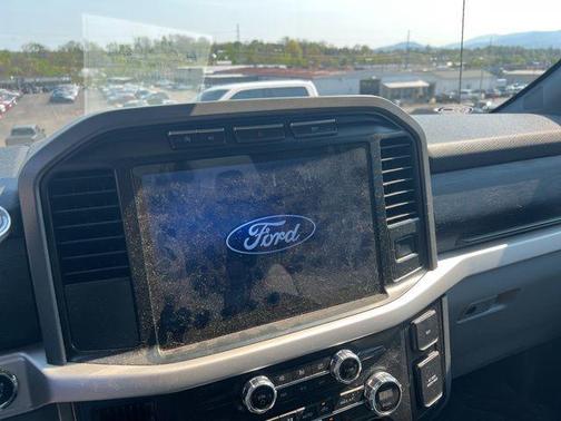 Rapid Red Metallic Tinted Clearcoat 2021 Ford F-150 XLT