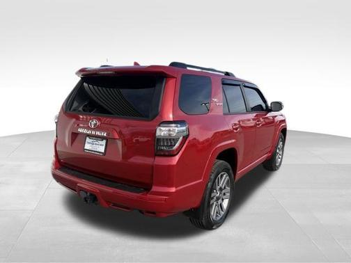 Barcelona Red Metallic 2022 Toyota 4Runner TRD Sport