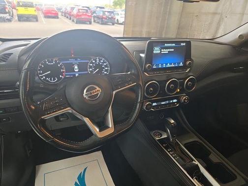 Super Black 2022 Nissan Sentra SR