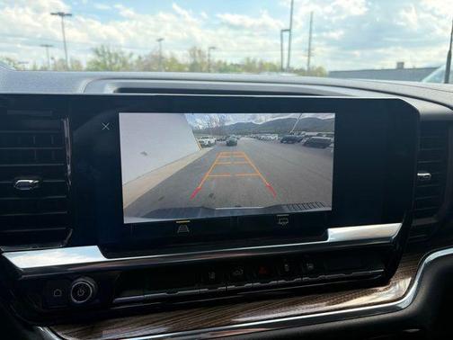 Summit White 2024 Chevrolet Silverado 2500 LT