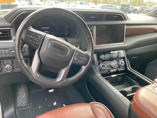 2024 GMC Yukon Denali Ultimate