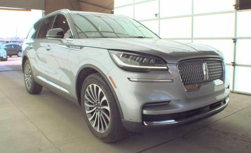 2022 Lincoln Aviator Standard AWD