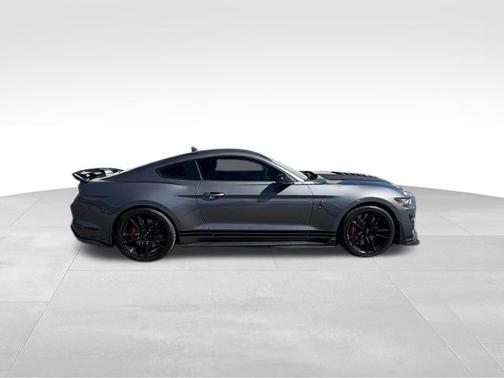 2021 Ford Shelby GT500 Base