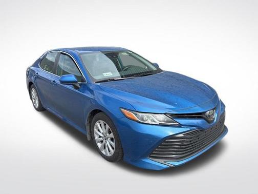 Blue Streak Metallic 2019 Toyota Camry LE