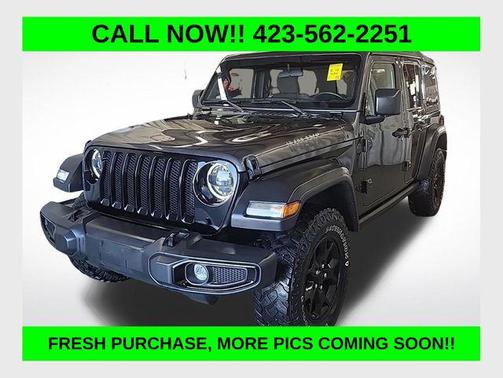 Granite Crystal Metallic Clearcoat 2023 Jeep Wrangler Willys