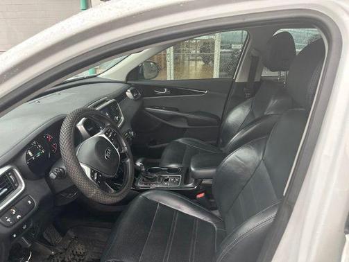 Snow White Pearl 2019 Kia Sorento EX