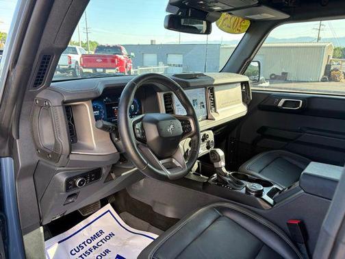 Azure Gray Metallic Tri-Coat 2025 Ford Bronco Outer Banks