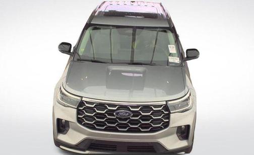 Silver Metallic 2025 Ford Explorer Platinum