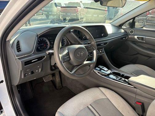 2021 Hyundai SONATA SEL