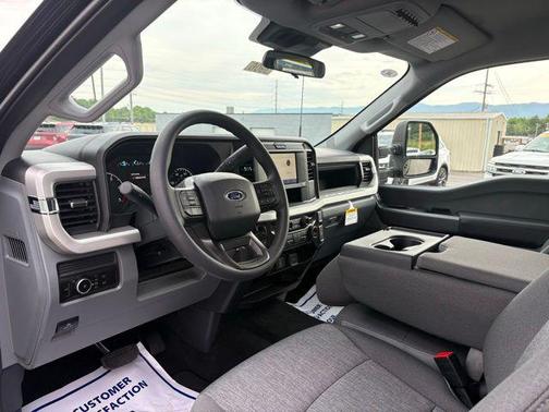 Agate Black Metallic 2026 Ford F-250 XL
