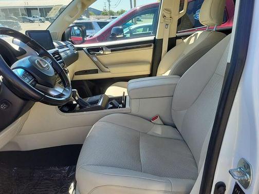 White Pearl 2023 Lexus GX 460 Premium