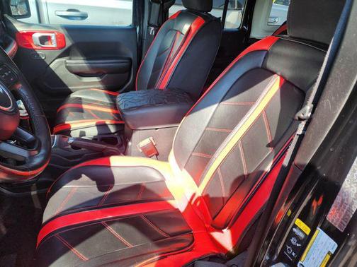Black Clearcoat 2021 Jeep Wrangler Willys