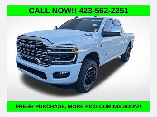 Bright White Clearcoat 2026 RAM 2500 Laramie Crew Cab 4x4 6'4' Box