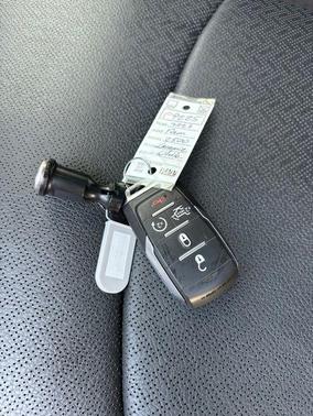 Bright White Clearcoat 2026 RAM 2500 Laramie Crew Cab 4x4 6'4' Box