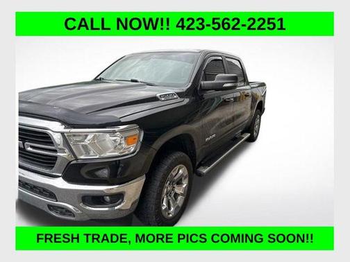 Diamond Black Crystal Pearlcoat 2021 RAM 1500 Big Horn/Lone Star