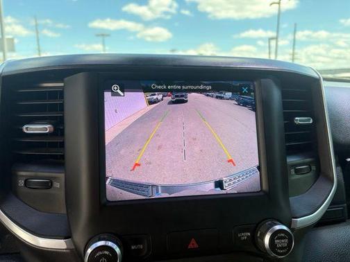 Diamond Black Crystal Pearlcoat 2021 RAM 1500 Big Horn/Lone Star