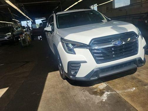 2023 Subaru Ascent Limited 8-Passenger